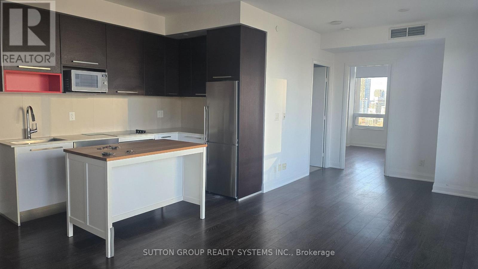 1410 - 36 Park Lawn Road, Toronto, Ontario  M8Y 0C1 - Photo 6 - W12929212