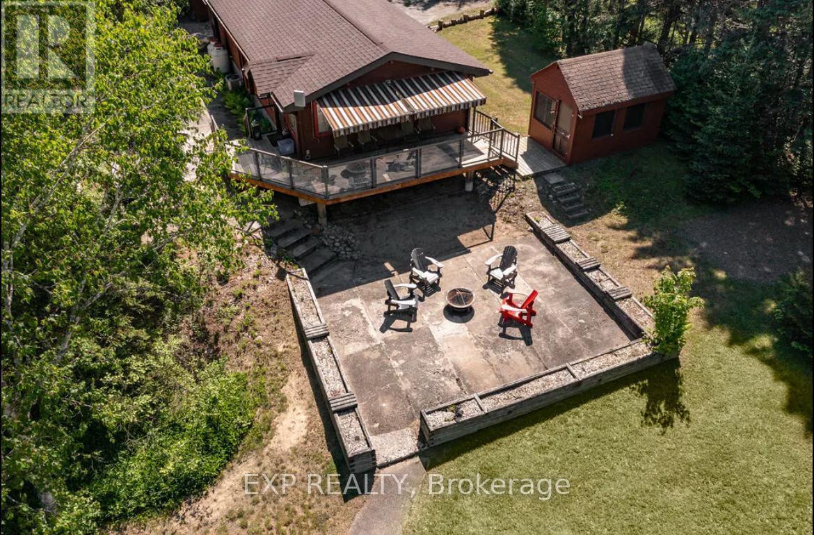 27 Groeger Road, Huntsville, Ontario  P1H 2J4 - Photo 10 - X12685234