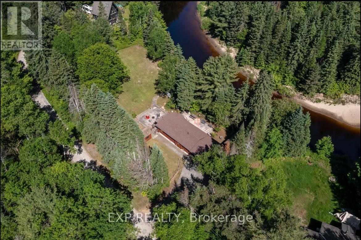 27 Groeger Road, Huntsville, Ontario  P1H 2J4 - Photo 13 - X12685234