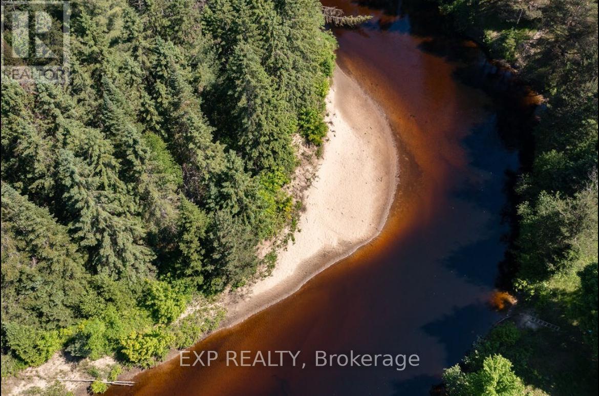 27 Groeger Road, Huntsville, Ontario  P1H 2J4 - Photo 21 - X12685234