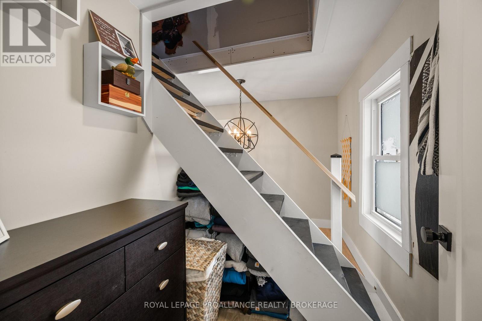 40 Elm Street, Gananoque, Ontario  K7G 2S7 - Photo 21 - X12728462