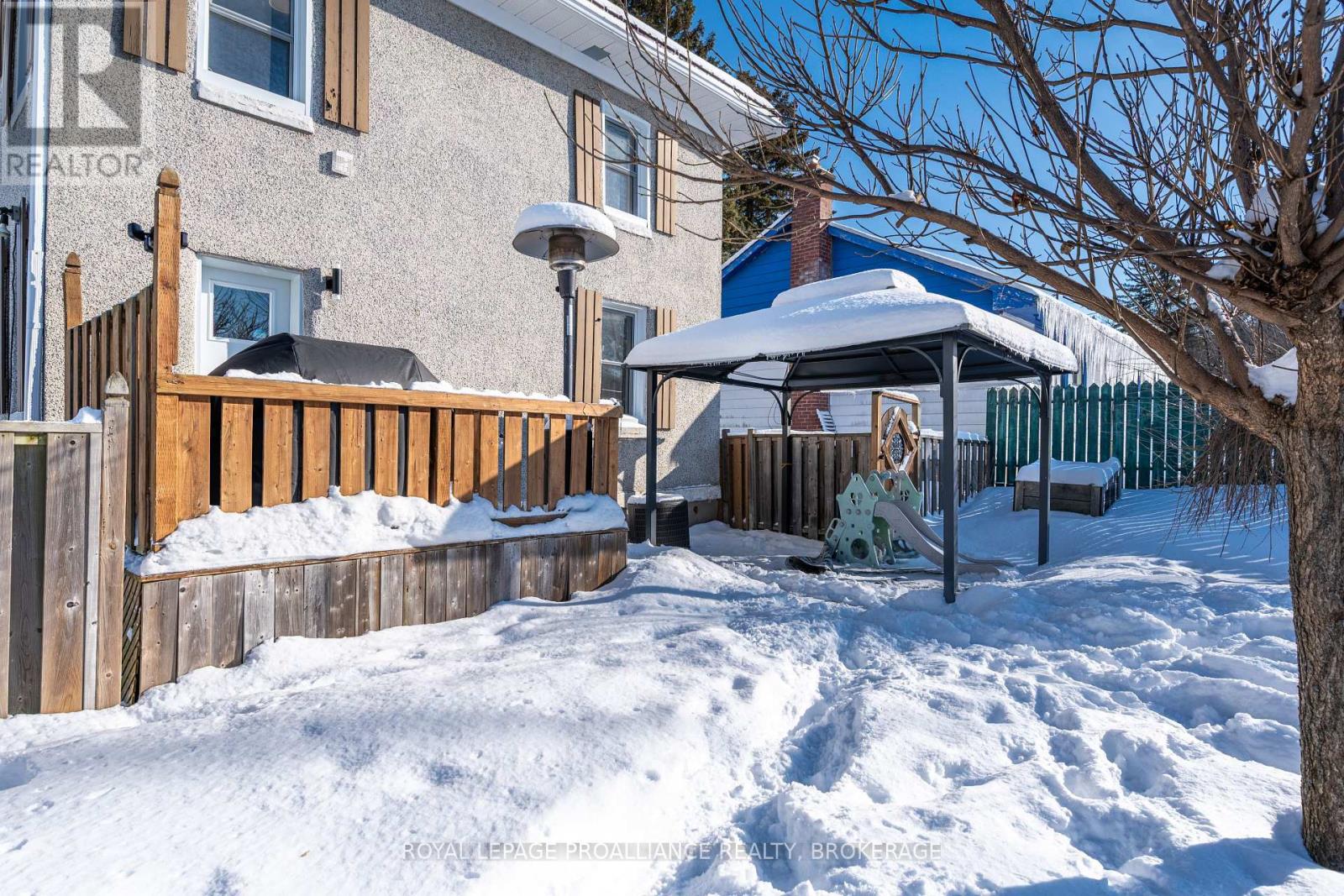 40 Elm Street, Gananoque, Ontario  K7G 2S7 - Photo 35 - X12728462