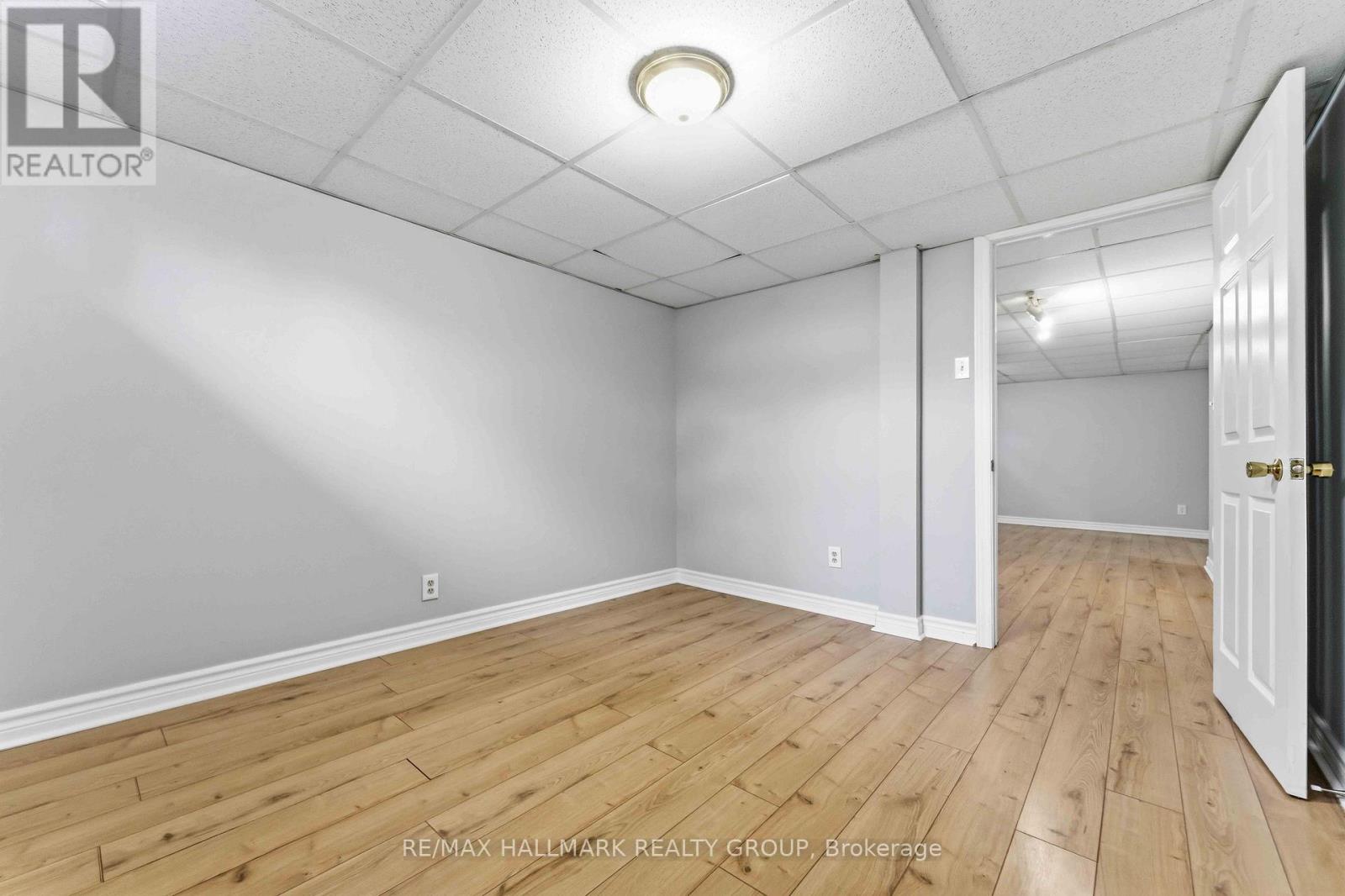 6033 Meadowglen Drive, Ottawa, Ontario  K1C 5V4 - Photo 33 - X13034470