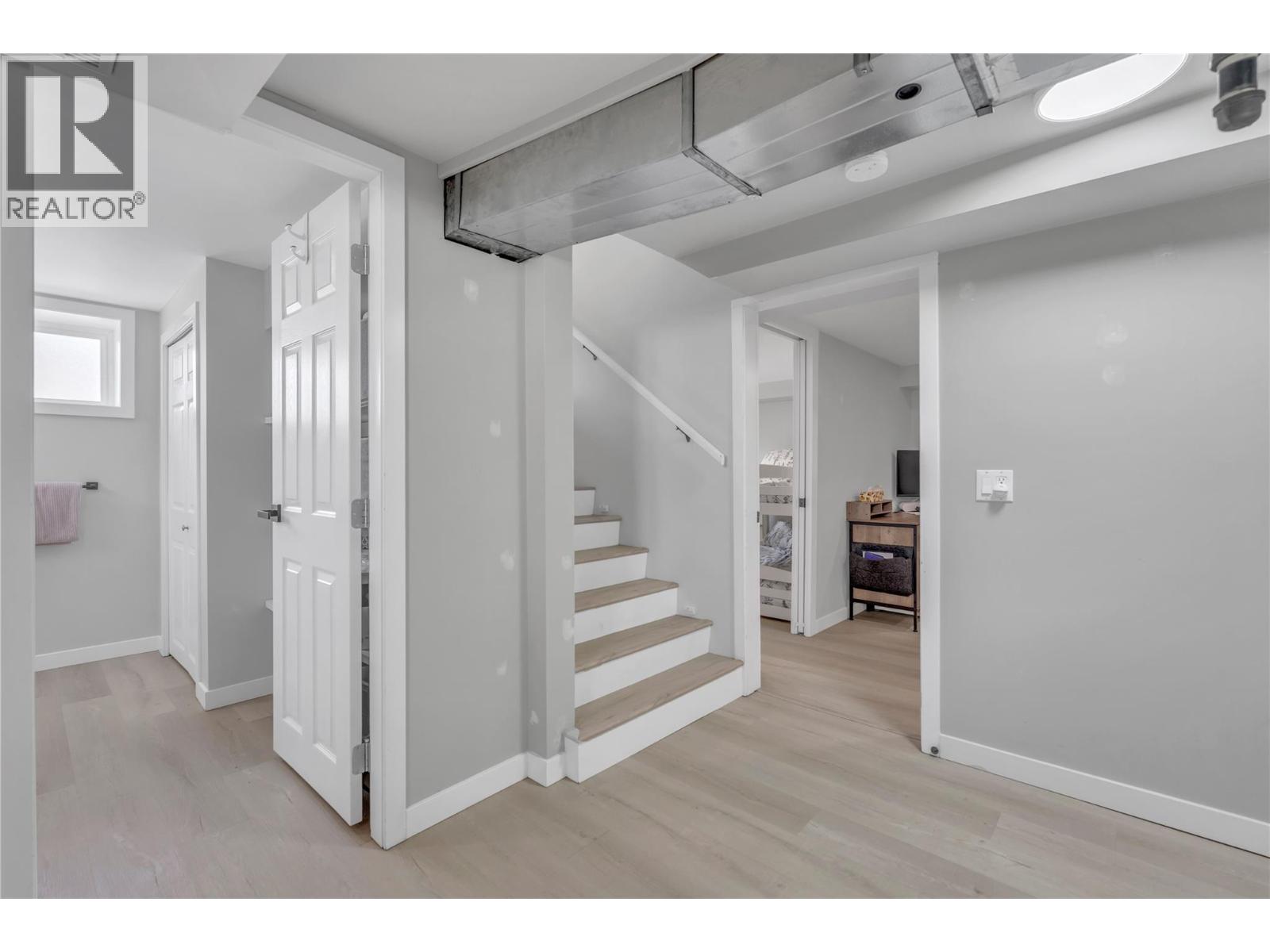 13807 Spencer Avenue, Summerland, British Columbia  V0H 1Z0 - Photo 19 - 10384844