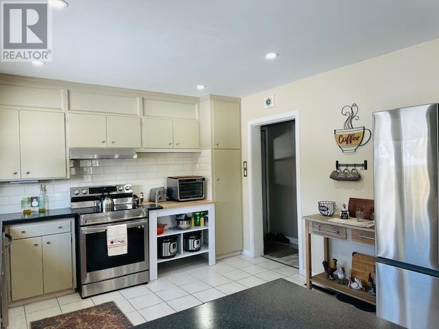 112 Upton Rd, Sault Ste. Marie, Ontario  P6A 3W1 - Photo 11 - SM260494