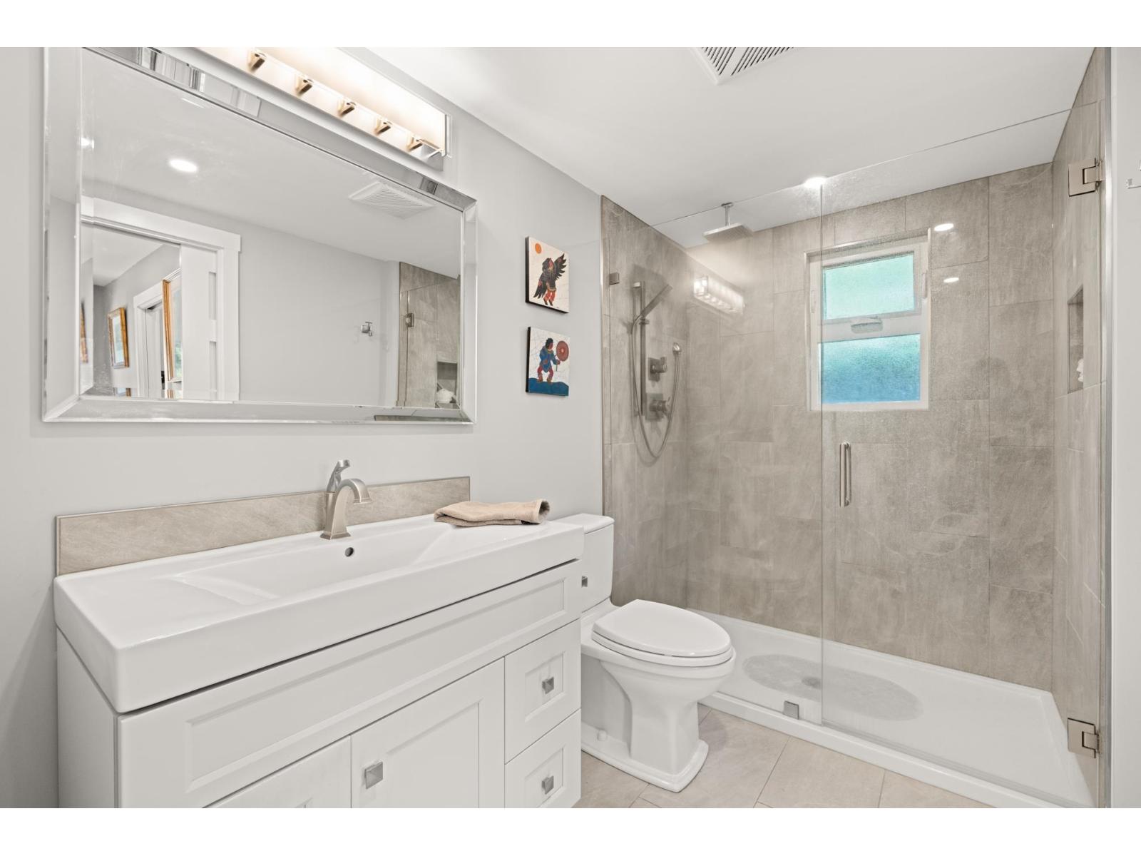 15535 Royal Avenue, White Rock, British Columbia  V4B 1N5 - Photo 20 - R3110188