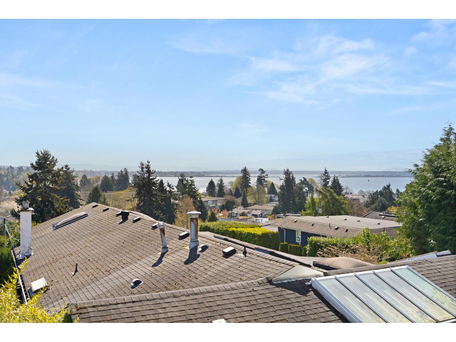 15535 Royal Avenue, White Rock, British Columbia  V4B 1N5 - Photo 31 - R3110188