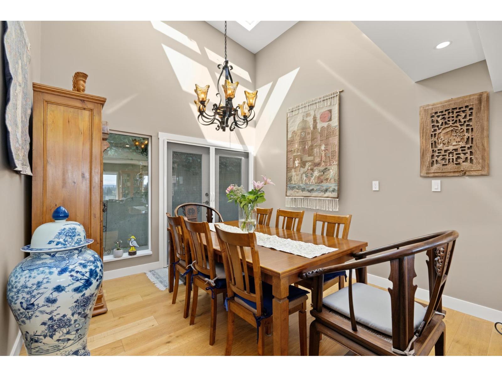 15535 Royal Avenue, White Rock, British Columbia  V4B 1N5 - Photo 6 - R3110188