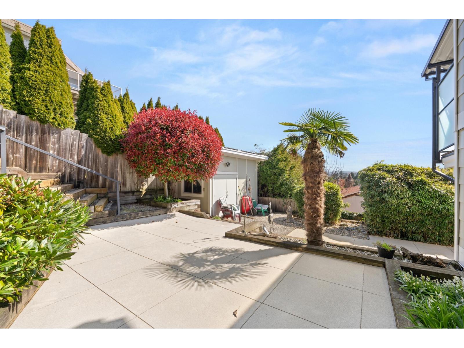 15535 Royal Avenue, White Rock, British Columbia  V4B 1N5 - Photo 35 - R3110188