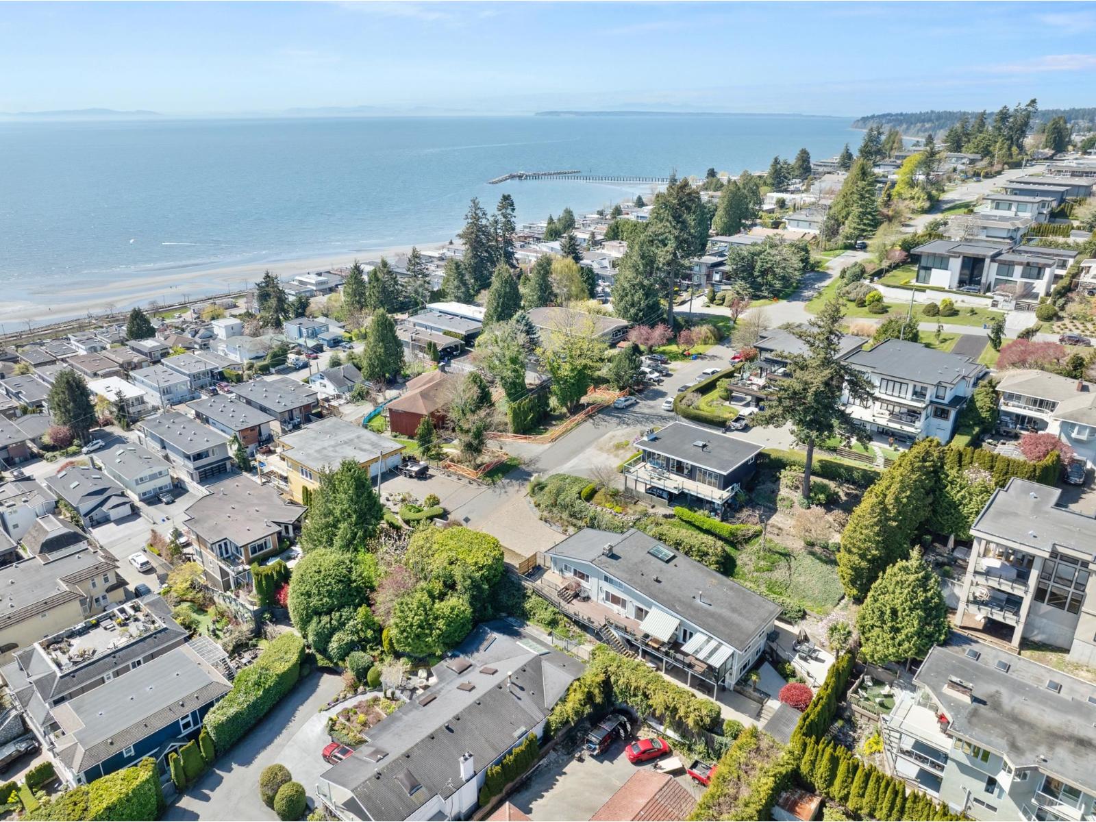 15535 Royal Avenue, White Rock, British Columbia  V4B 1N5 - Photo 39 - R3110188