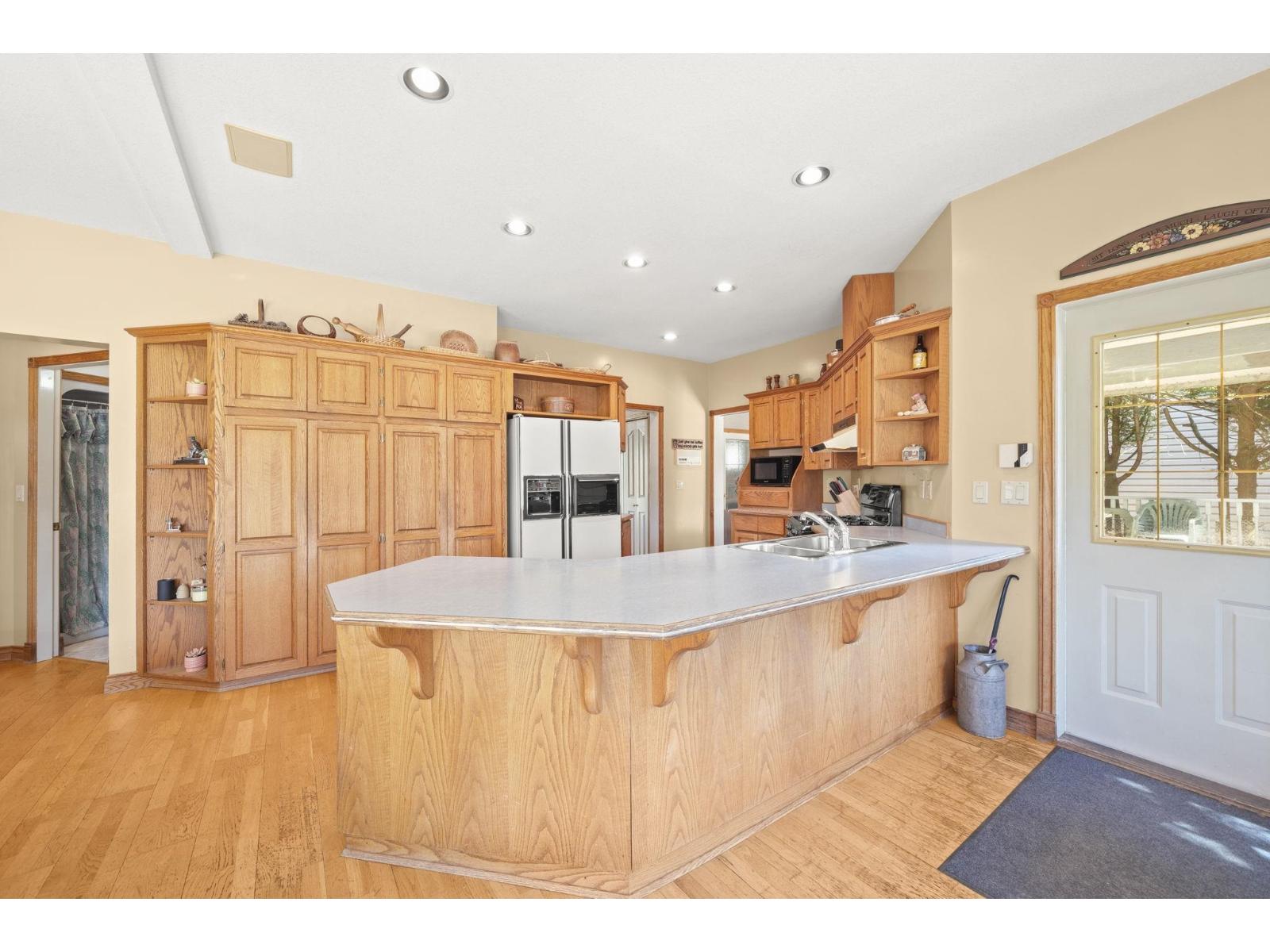 17968 68 Avenue, Surrey, British Columbia  V3S 8C3 - Photo 10 - R3109672