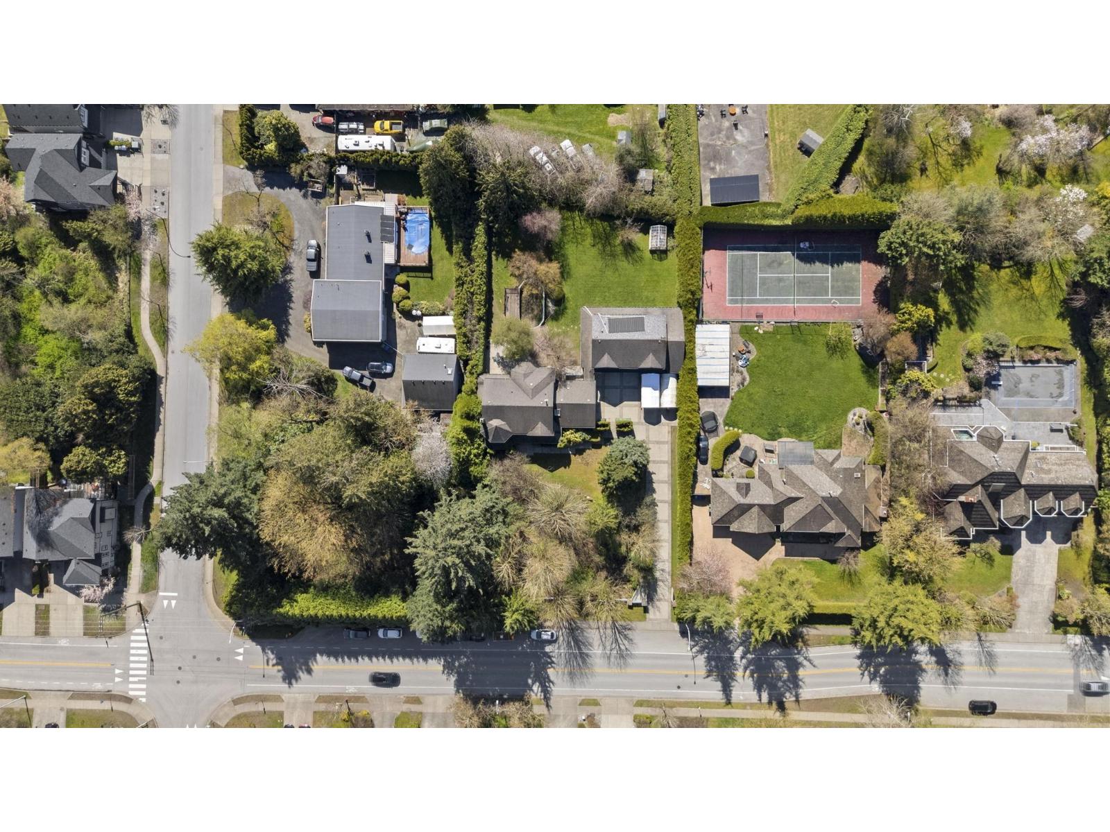 17968 68 Avenue, Surrey, British Columbia  V3S 8C3 - Photo 2 - R3109672