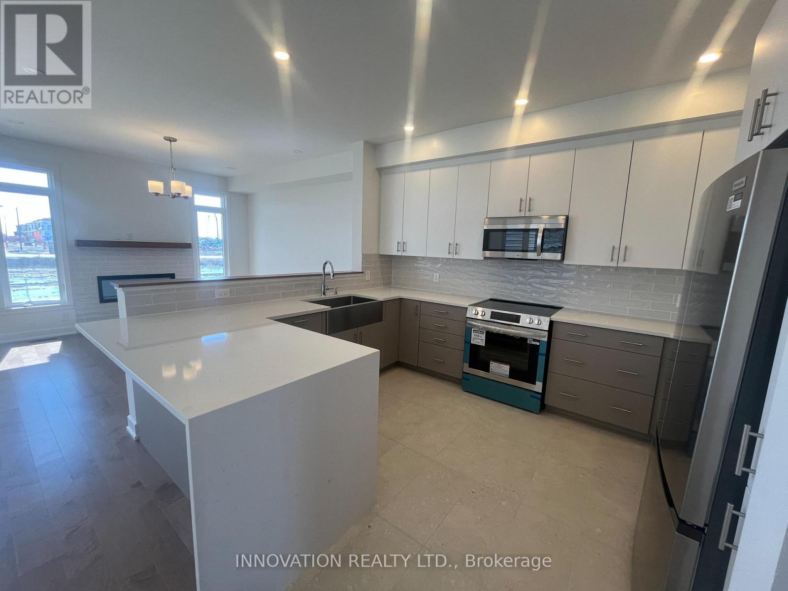 6044 David Weins Street, Ottawa, Ontario  K2S 2Y3 - Photo 10 - X13045040