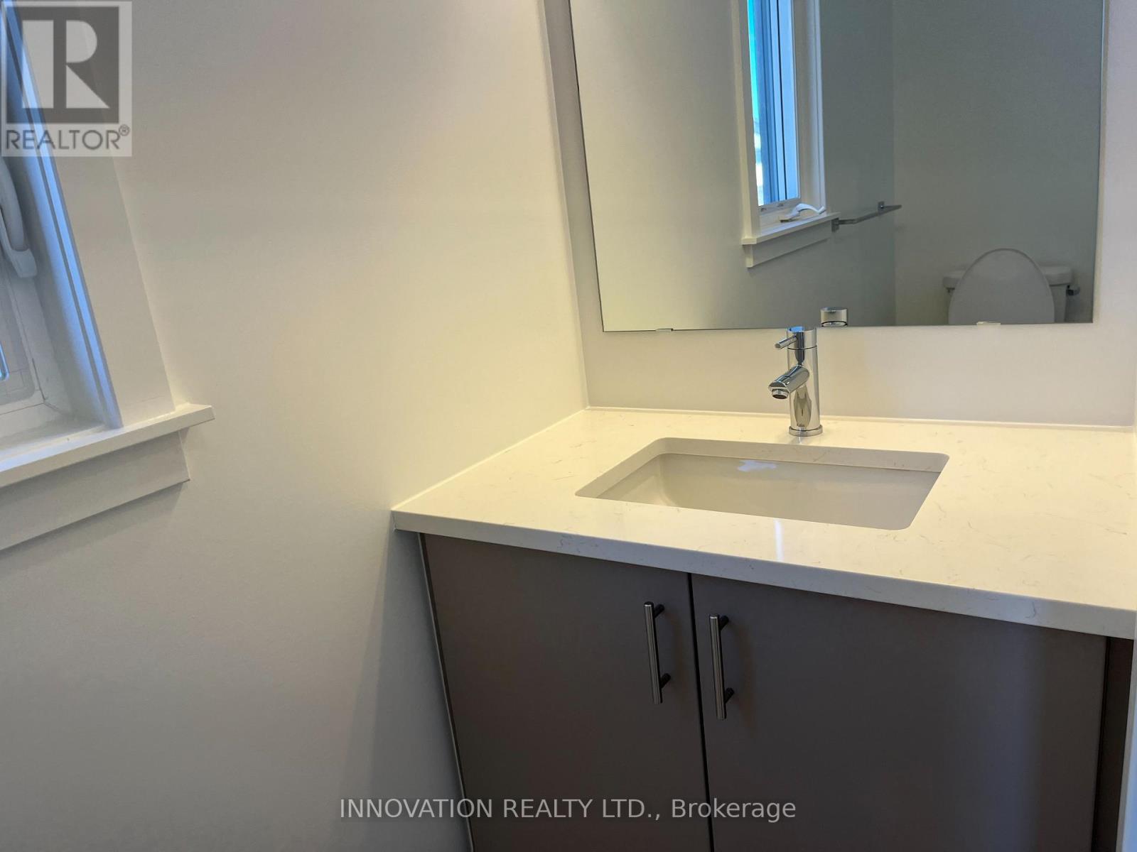 6044 David Weins Street, Ottawa, Ontario  K2S 2Y3 - Photo 3 - X13045040