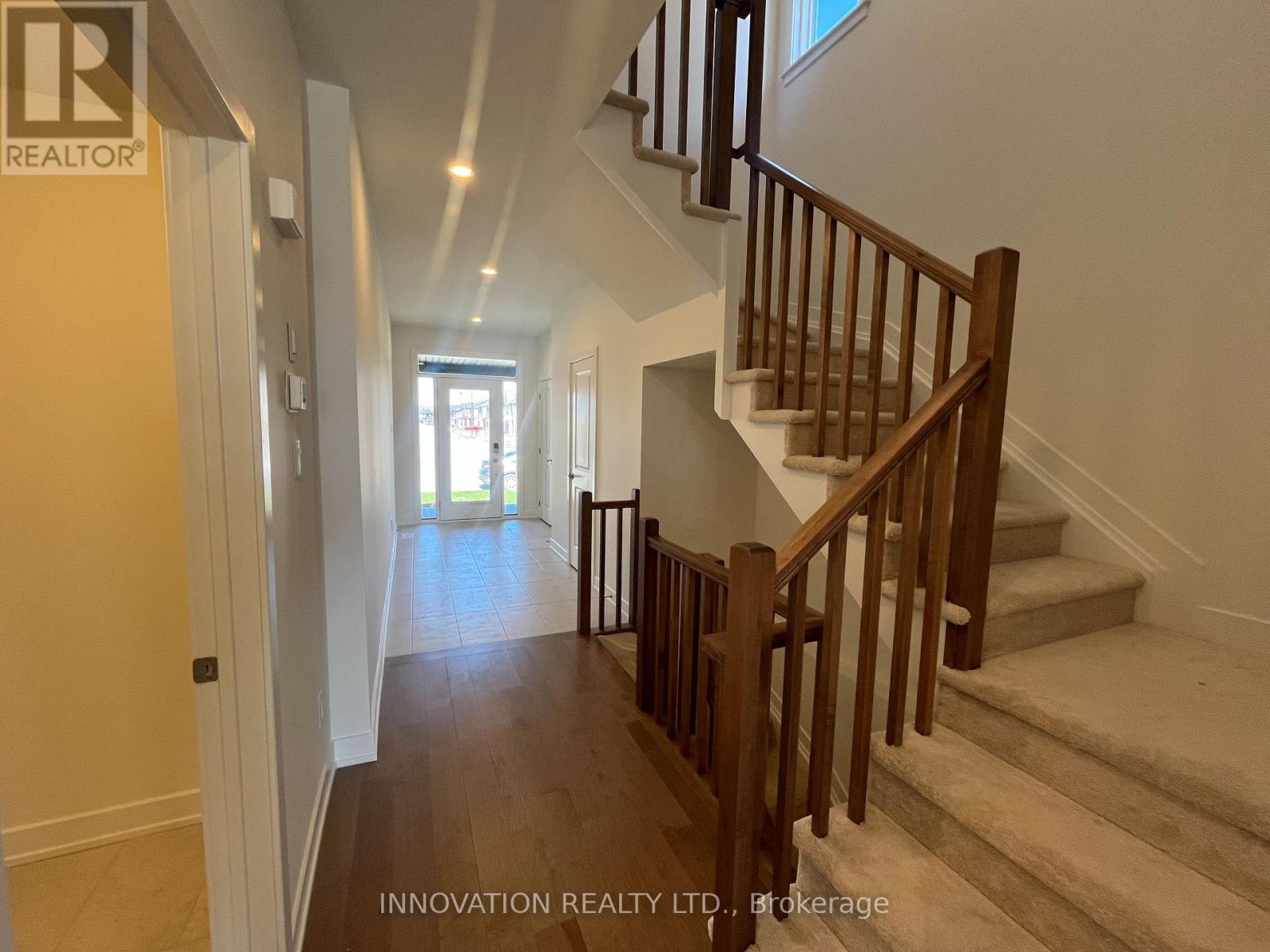 6044 David Weins Street, Ottawa, Ontario  K2S 2Y3 - Photo 5 - X13045040