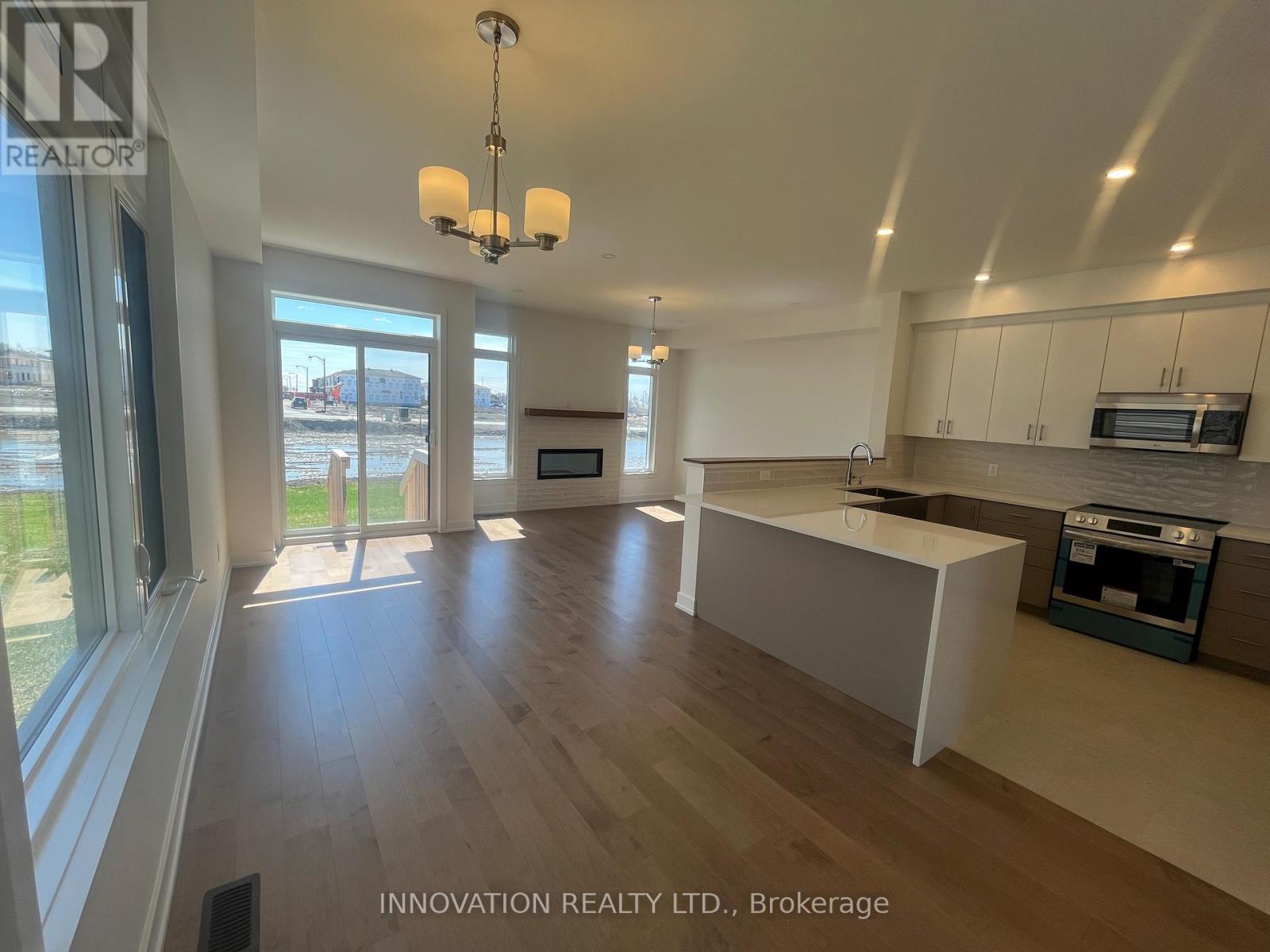 6044 David Weins Street, Ottawa, Ontario  K2S 2Y3 - Photo 7 - X13045040