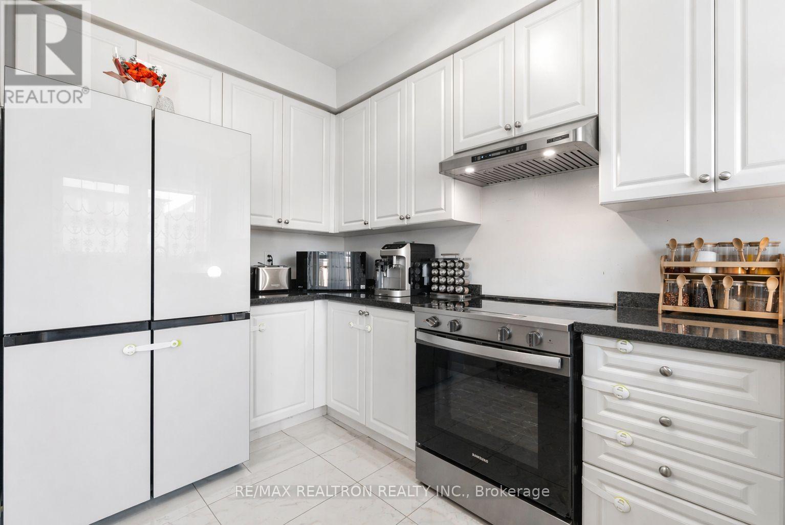 1514 Mcroberts Crescent, Innisfil, Ontario  L9S 4R7 - Photo 16 - N13016770