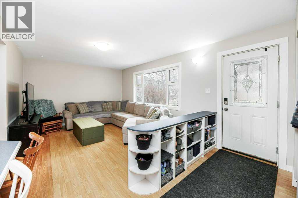 5209 Wilson Street, Blackfalds, Alberta  T0M 0J0 - Photo 5 - A2304507