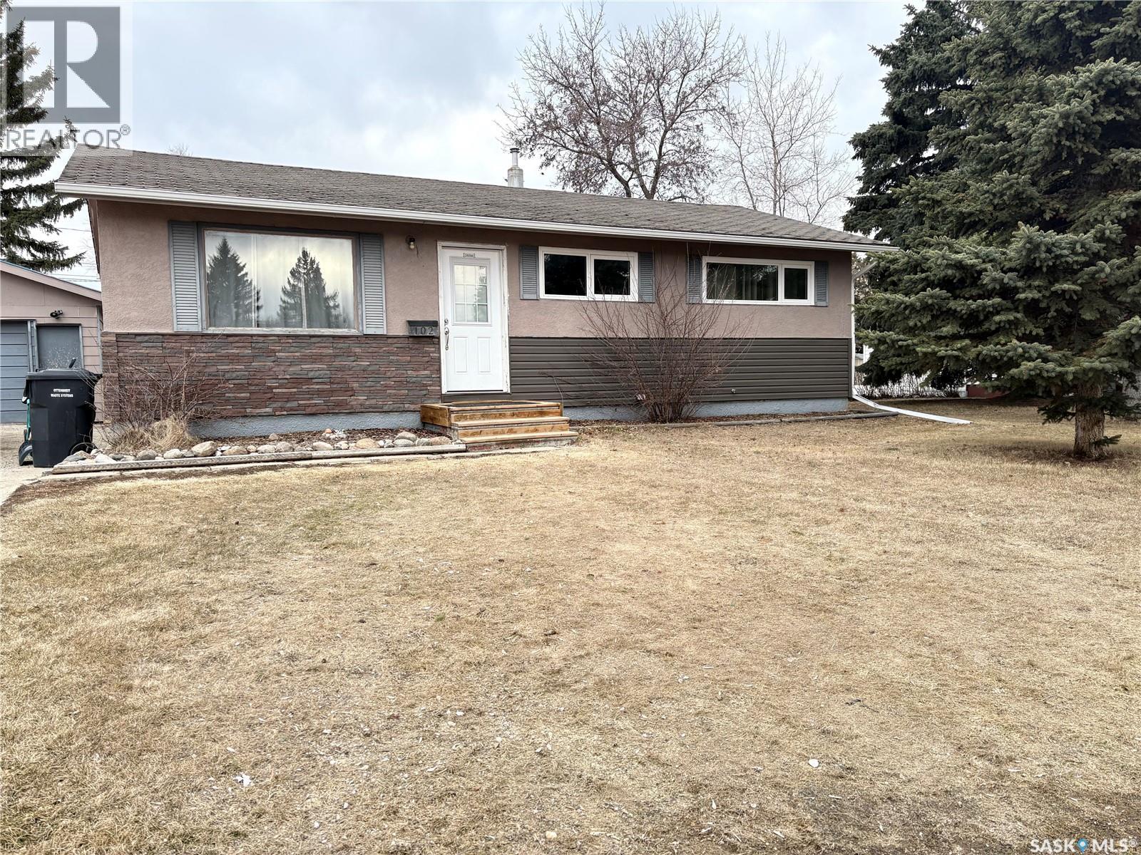 102 Bailey Drive, Yorkton, Saskatchewan  S3N 2J4 - Photo 1 - SK033952