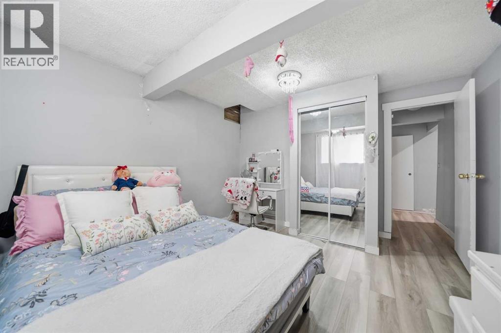 72 Falchurch Road Ne, Calgary, Alberta  T3J 1J8 - Photo 21 - A2292792