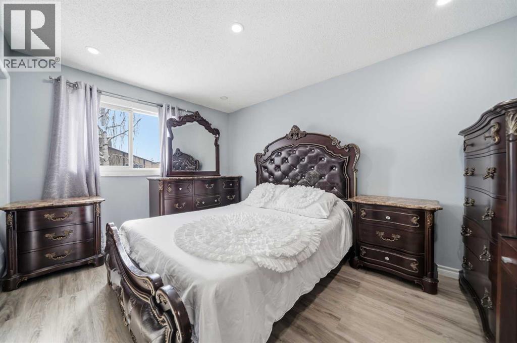 72 Falchurch Road Ne, Calgary, Alberta  T3J 1J8 - Photo 12 - A2292792