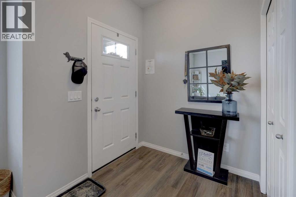 215 Chinook Gate Boulevard Sw, Airdrie, Alberta  T4B 5J4 - Photo 2 - A2295230