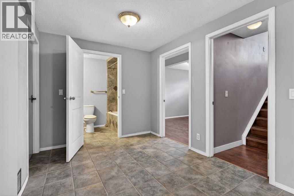 32 Fallingworth Court Ne, Calgary, Alberta  T3J 1G4 - Photo 26 - A2301348