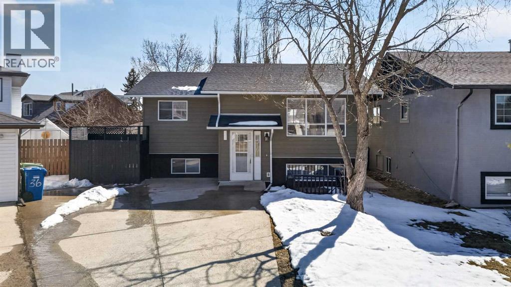 32 Fallingworth Court Ne, Calgary, Alberta  T3J 1G4 - Photo 3 - A2301348