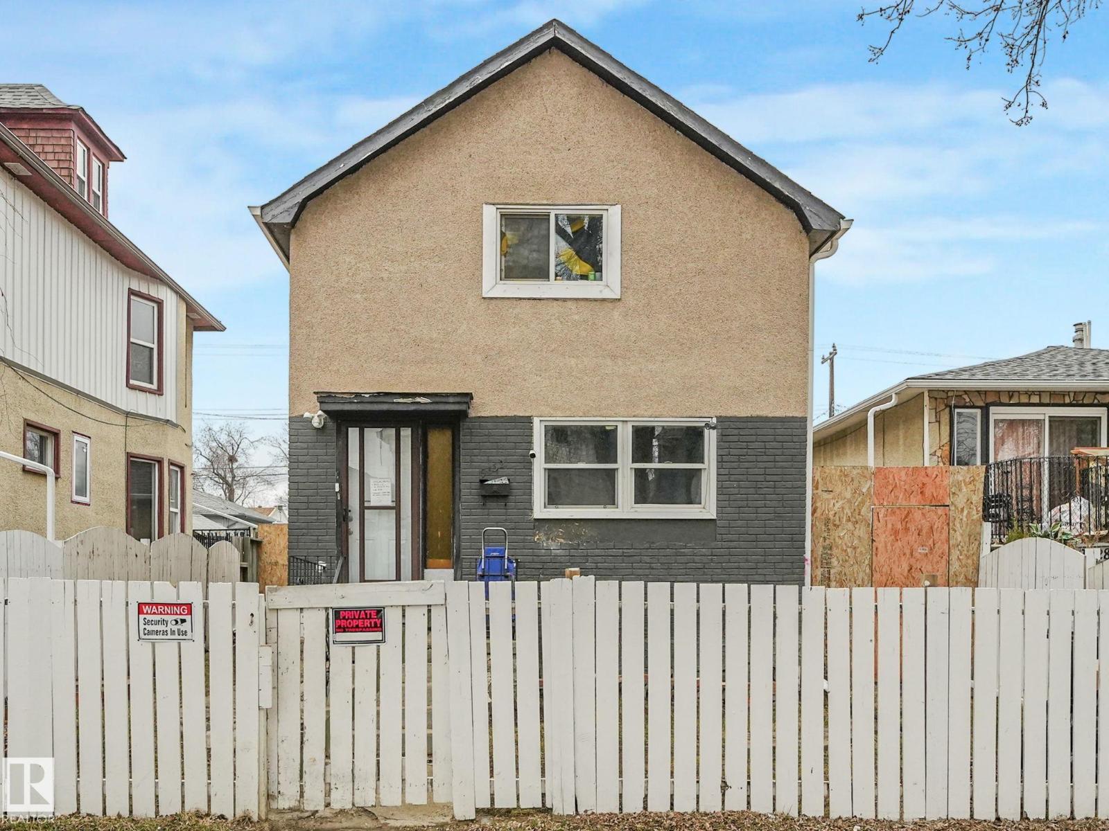 9632 106a Av Nw, Edmonton, Alberta  T5H 0T2 - Photo 2 - E4484259