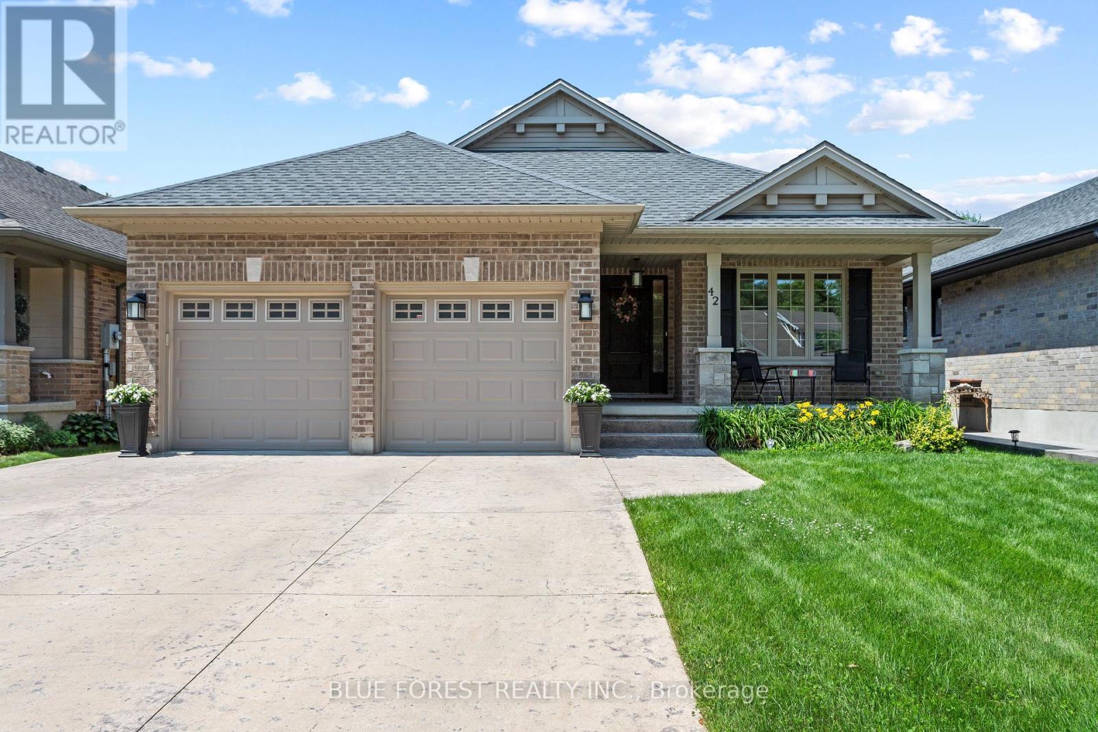 42 HICKORY LANE, St. Thomas, Ontario