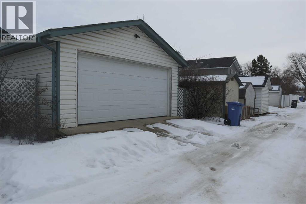 5228 41 St Crescent, Innisfail, Alberta  T4G 1W5 - Photo 29 - A2289882