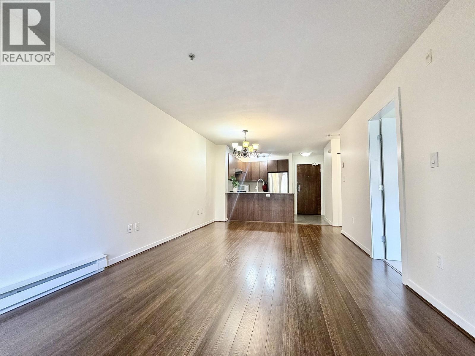 115 5775 Irmin Street, Burnaby, British Columbia  V5J 0C3 - Photo 4 - R3088682