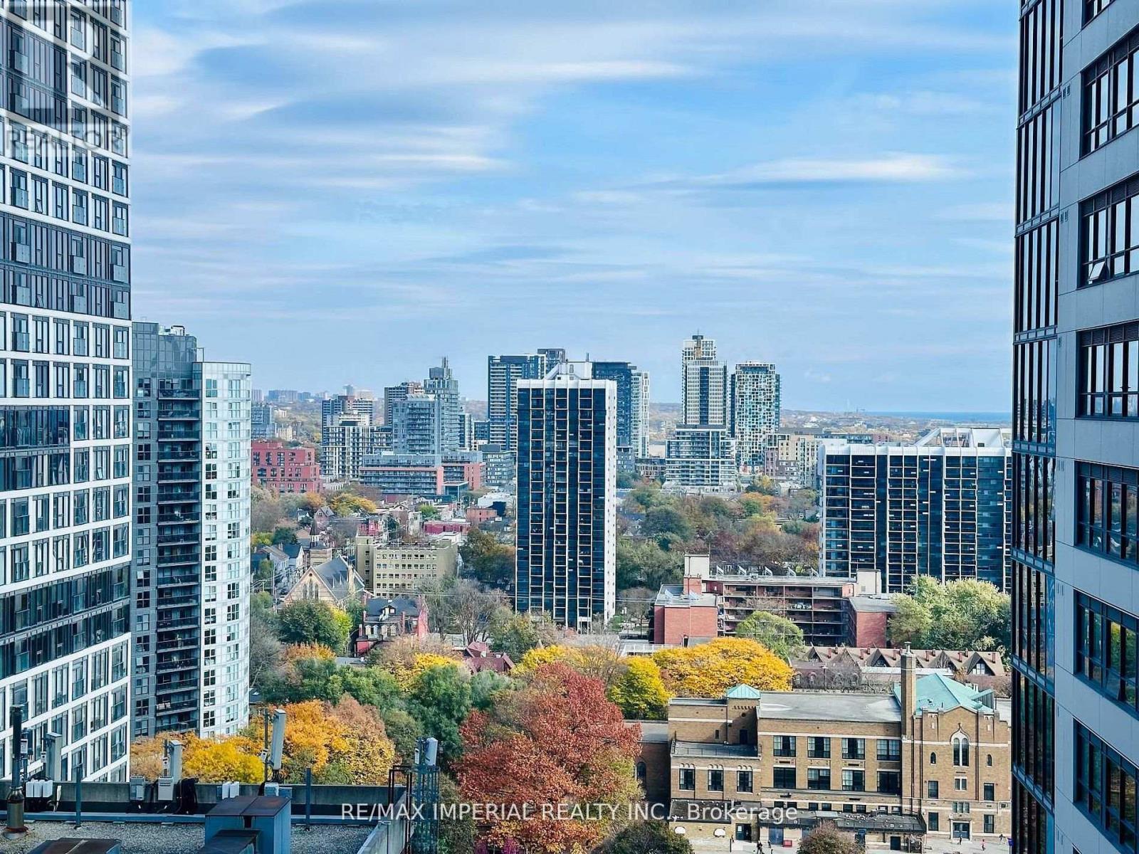 2002 - 77 MUTUAL STREET, Toronto, Ontario
