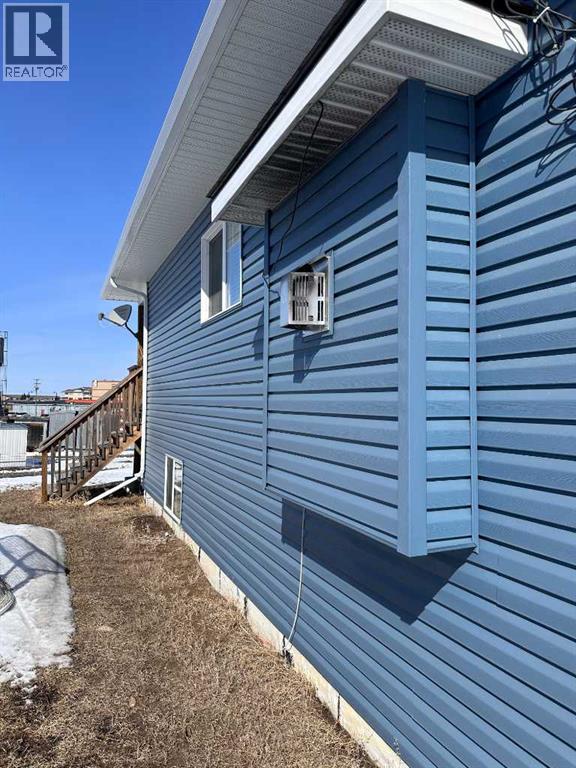 9632 100 Avenue, Lac La Biche, Alberta  T0A 2C0 - Photo 4 - A2303227