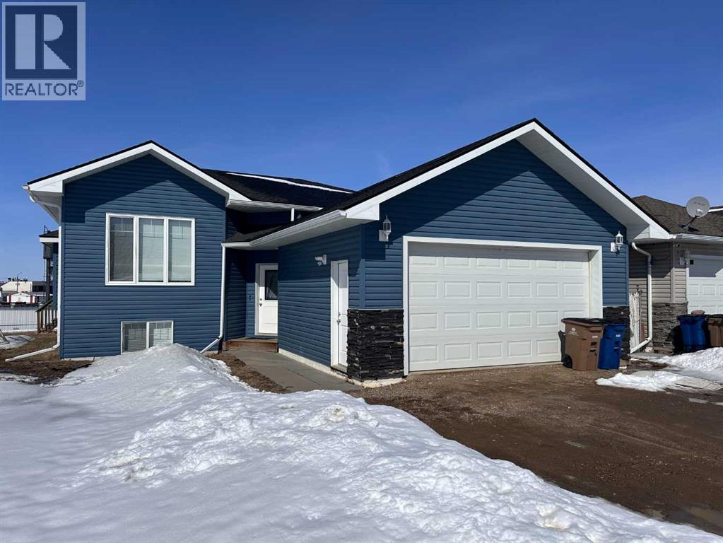 9632 100 Avenue, Lac La Biche, Alberta  T0A 2C0 - Photo 1 - A2303227