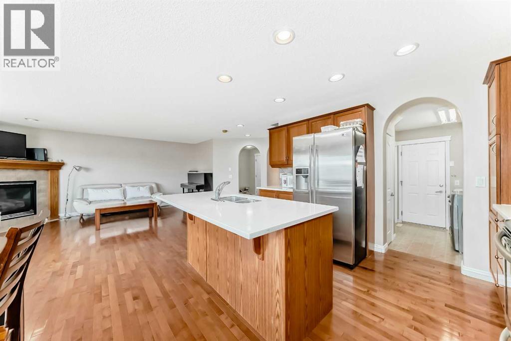 264 Everwillow Green Sw, Calgary, Alberta  T2Y 4V9 - Photo 8 - A2304858