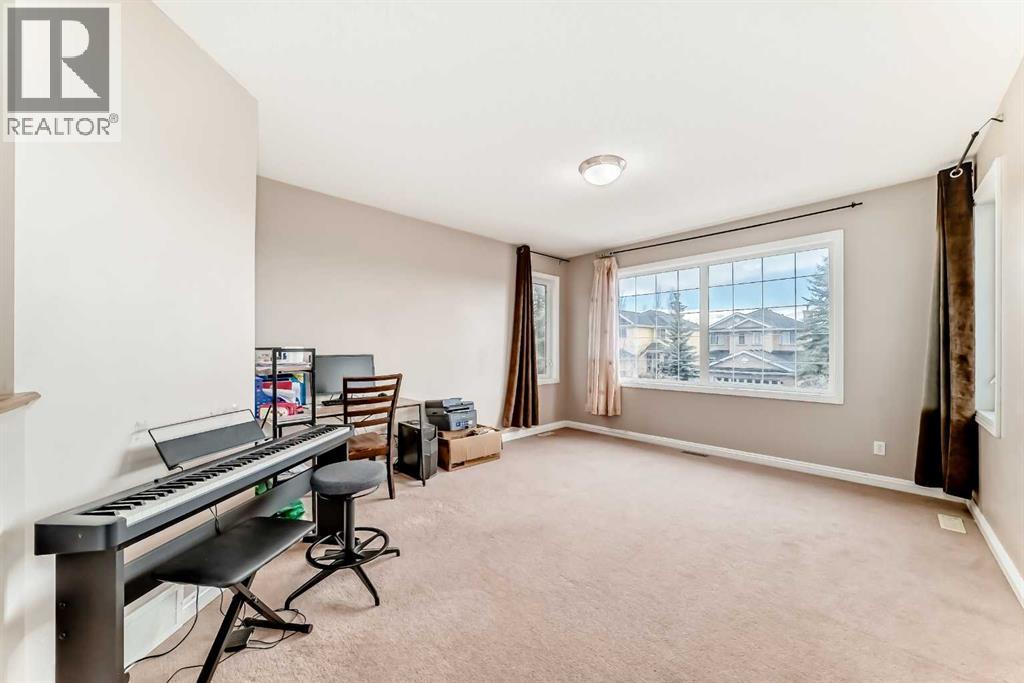 264 Everwillow Green Sw, Calgary, Alberta  T2Y 4V9 - Photo 35 - A2304858