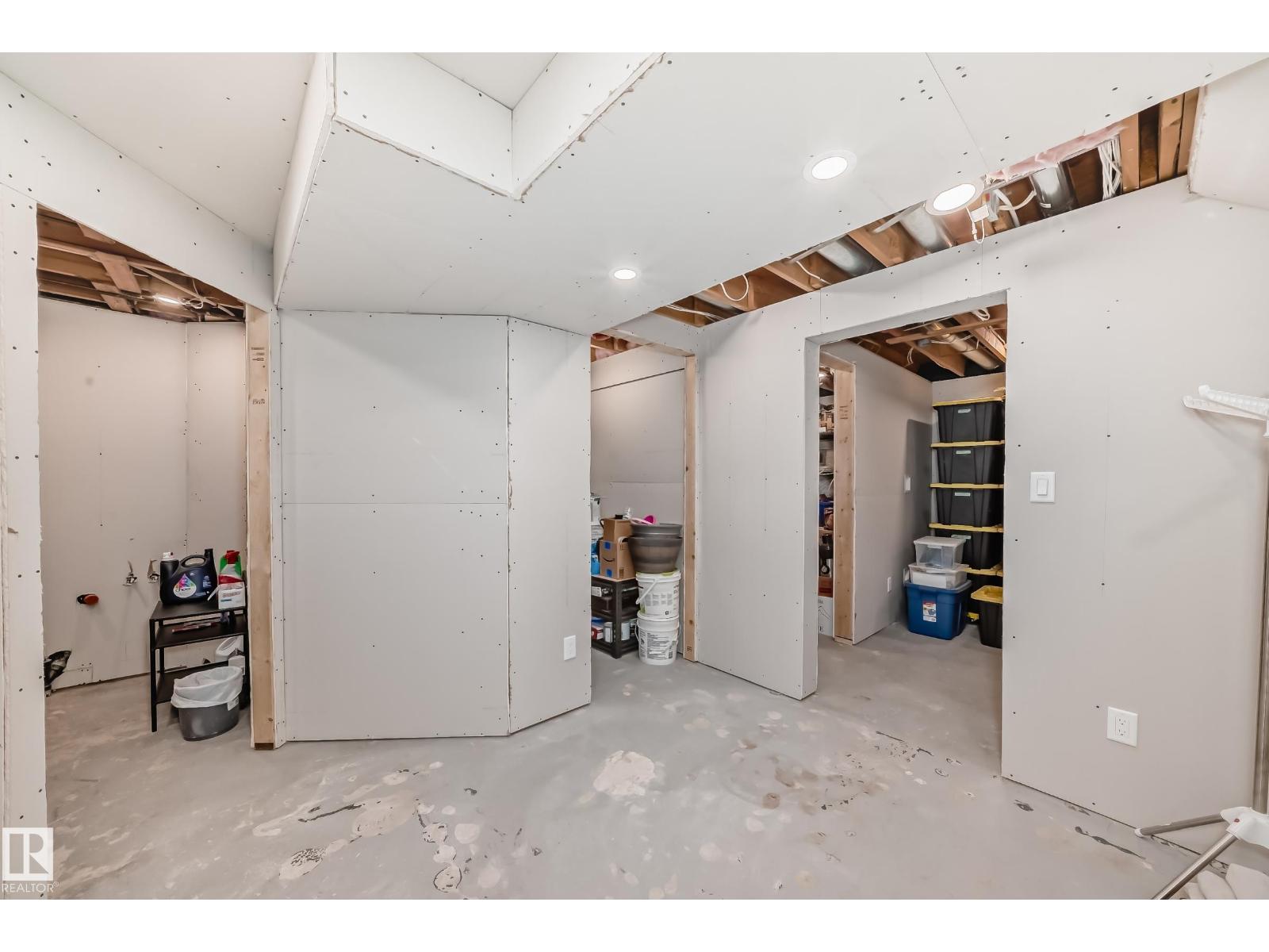 3207 139 Av Nw, Edmonton, Alberta  T5Y 1T2 - Photo 31 - E4484264