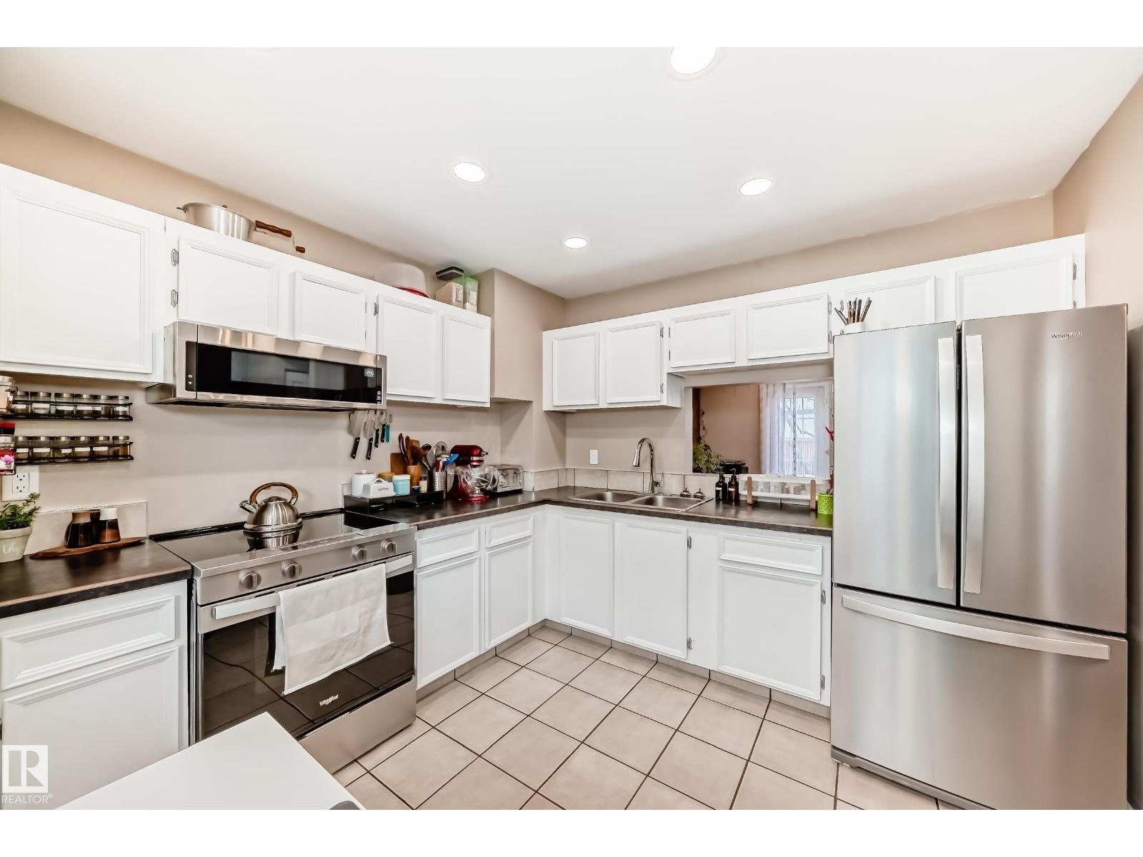 3207 139 Av Nw, Edmonton, Alberta  T5Y 1T2 - Photo 7 - E4484264