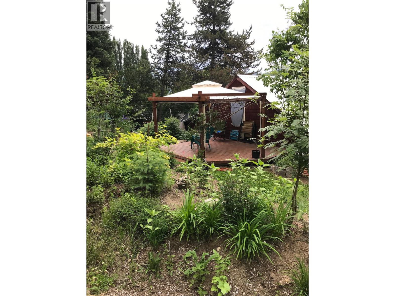 2034 Cliff Street, Rossland, British Columbia  V0G 1Y0 - Photo 65 - 10383399