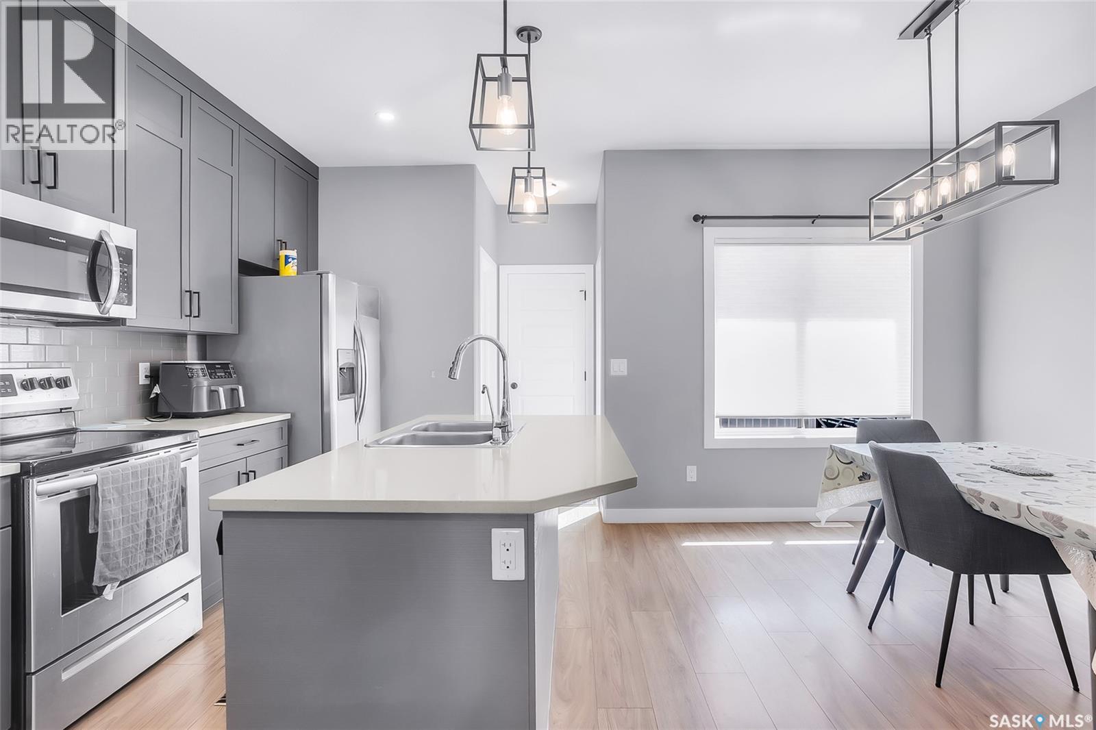 608 Brighton Gate, Saskatoon, Saskatchewan  S7V 0V5 - Photo 8 - SK033894