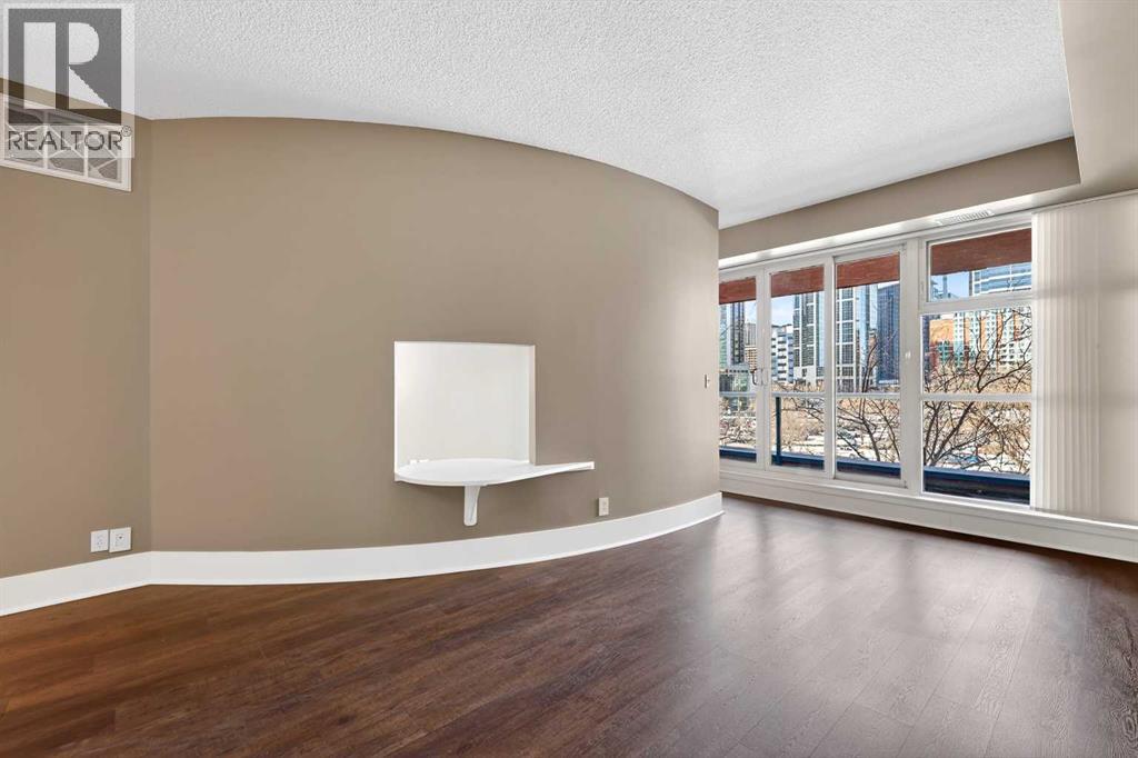 312, 205 Riverfront Avenue SW, Calgary, Alberta  T2P 5K4 - Photo 10 - A2303816