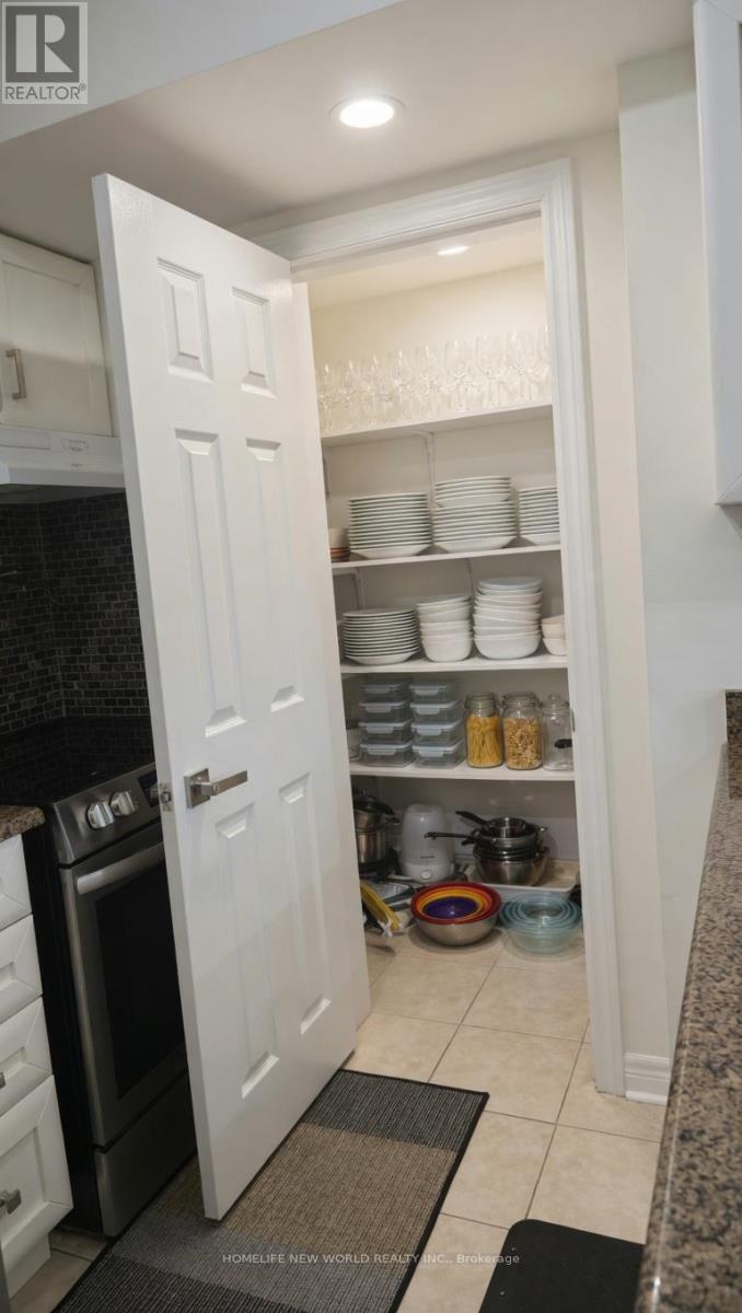 292 - 306 John Street, Markham, Ontario  L3T 0A7 - Photo 5 - N13044216