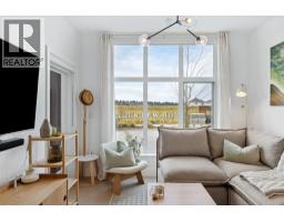 101 320 RIDGE STREET, Tsawwassen, British Columbia