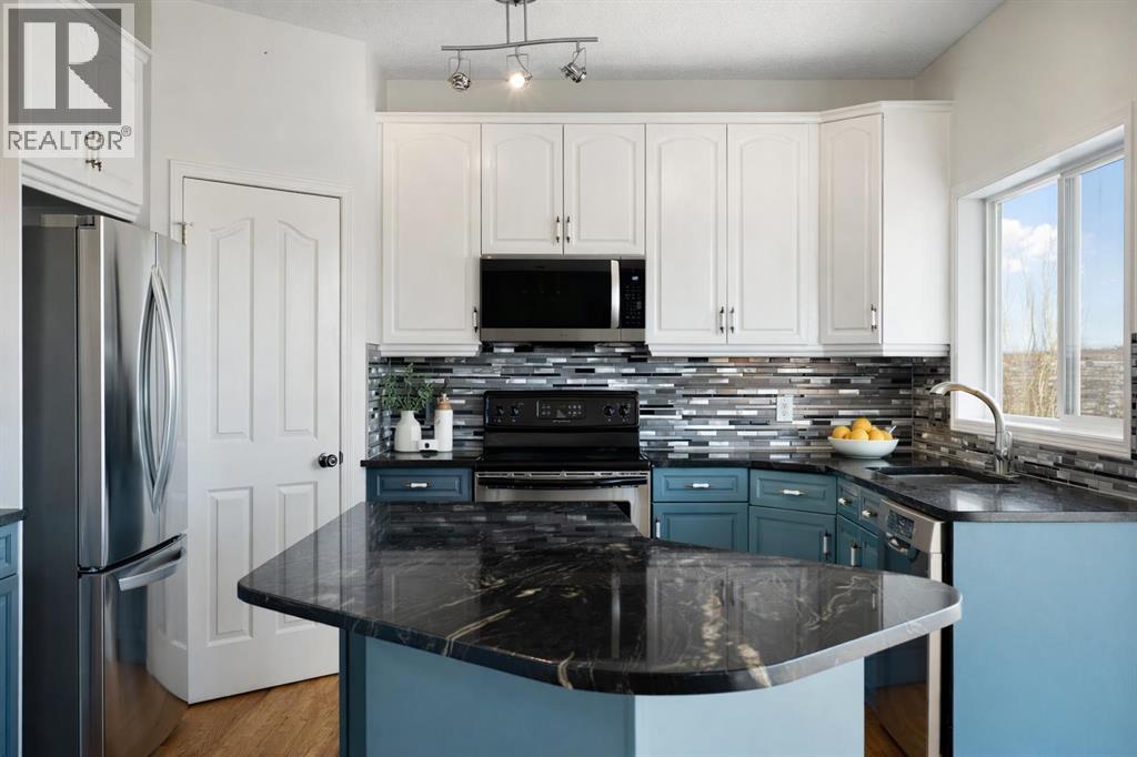 38 Bow Ridge Link, Cochrane, Alberta  T0L 0W5 - Photo 16 - A2300318