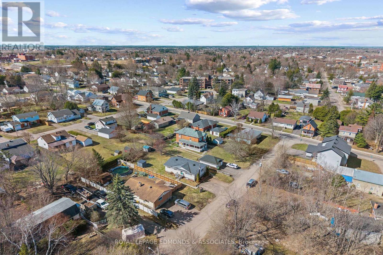 498 Estelle Street, Pembroke, Ontario  K8A 3G8 - Photo 47 - X13045106