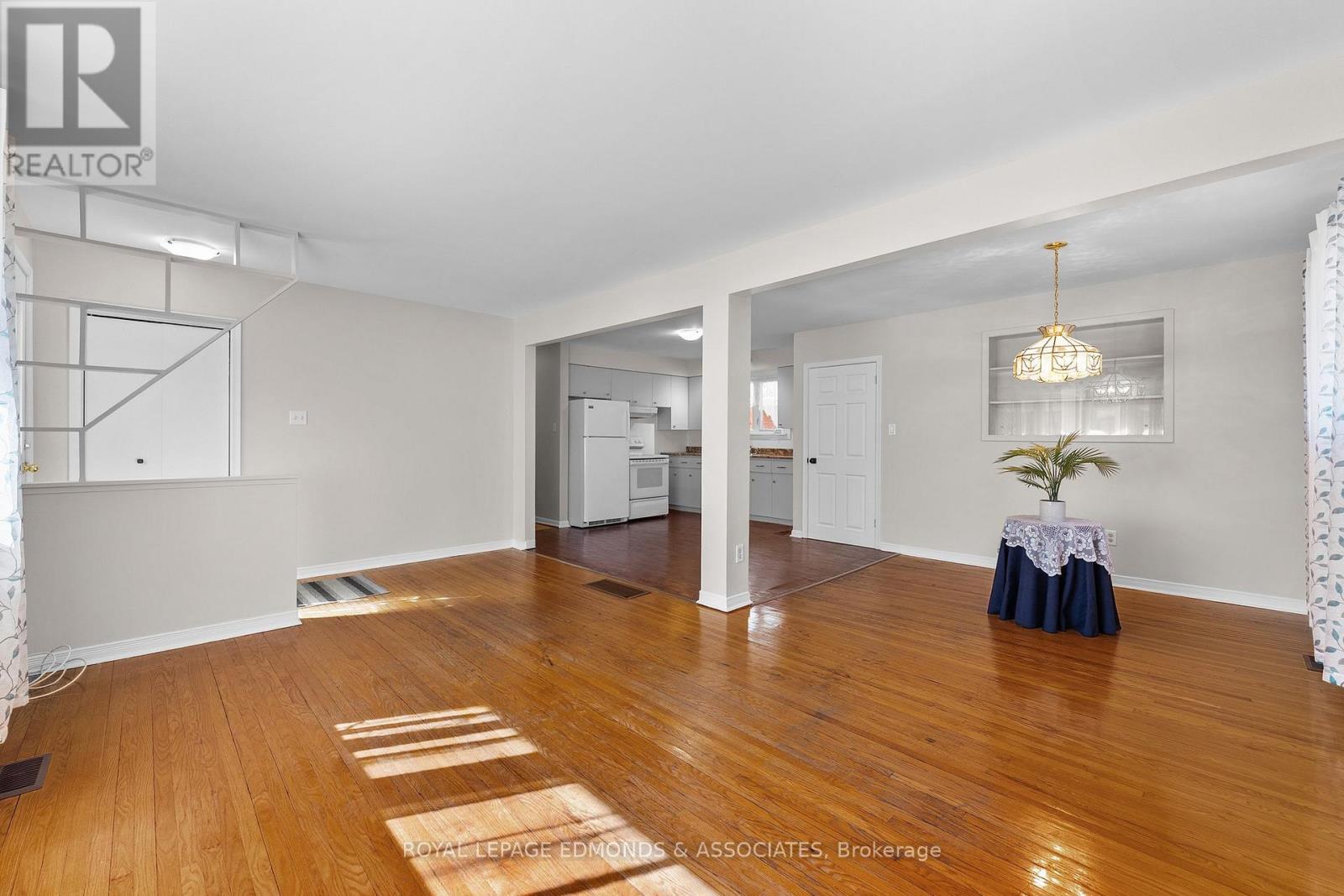 498 Estelle Street, Pembroke, Ontario  K8A 3G8 - Photo 9 - X13045106