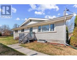 498 ESTELLE STREET, Pembroke, Ontario
