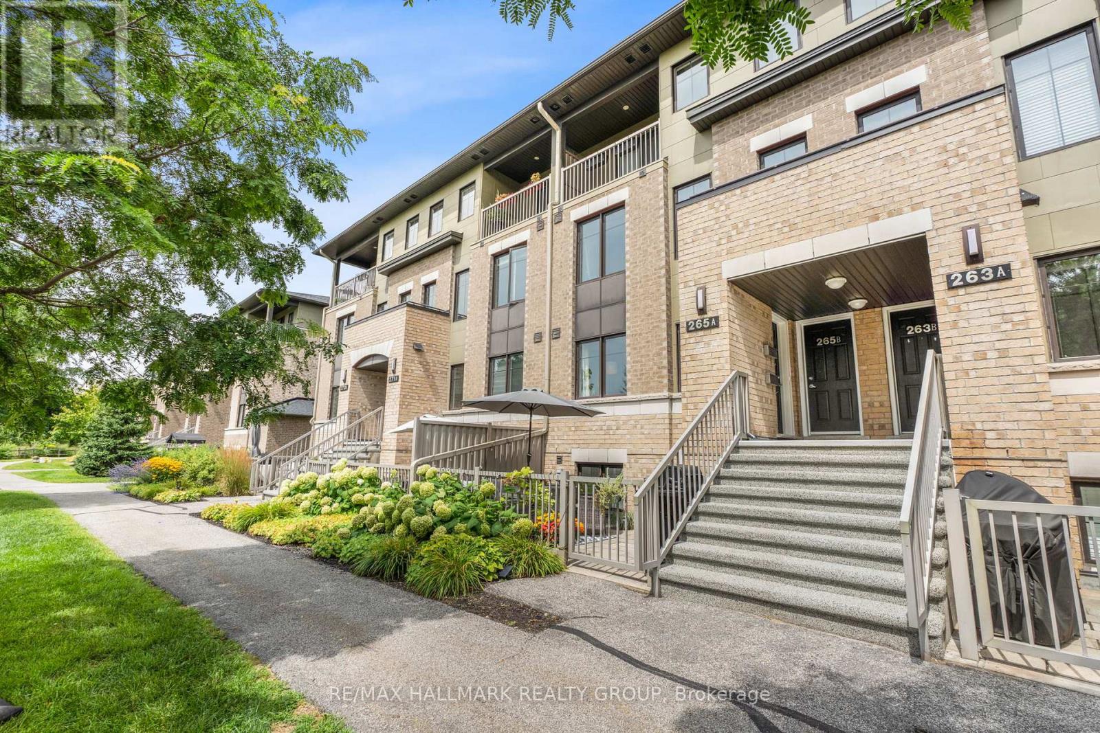 265 TITANIUM A PRIVATE, ottawa, Ontario