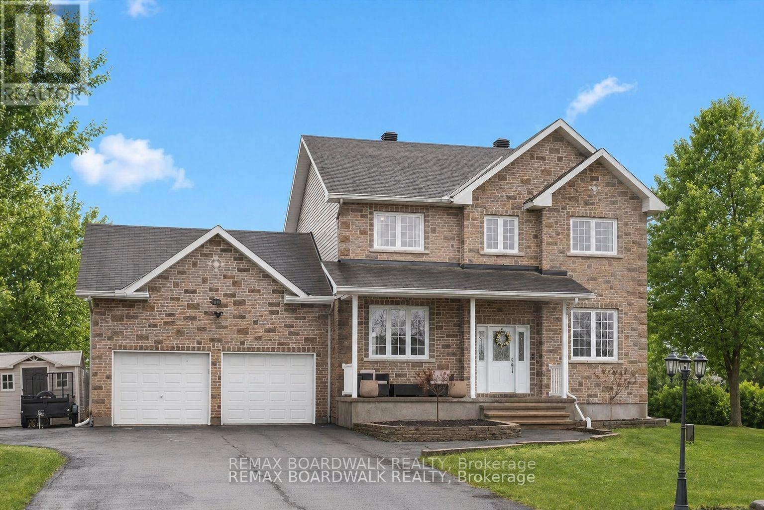 8044 CRAIG FARM DRIVE, Ottawa, Ontario